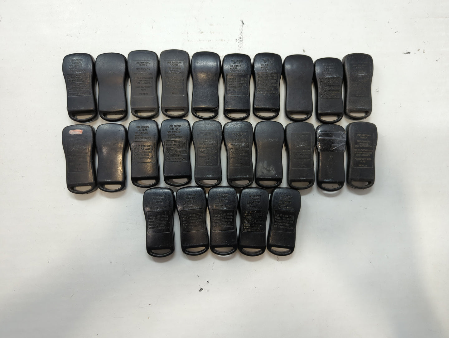 Lot of 25 Nissan Keyless Entry Remote Fob KBRASTU15 | CWTWB1U733 | - Oemusedautoparts1.com