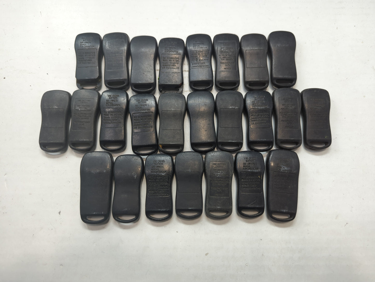 Lot of 25 Nissan Keyless Entry Remote Fob MIXED FCC IDS MIXED PART - Oemusedautoparts1.com