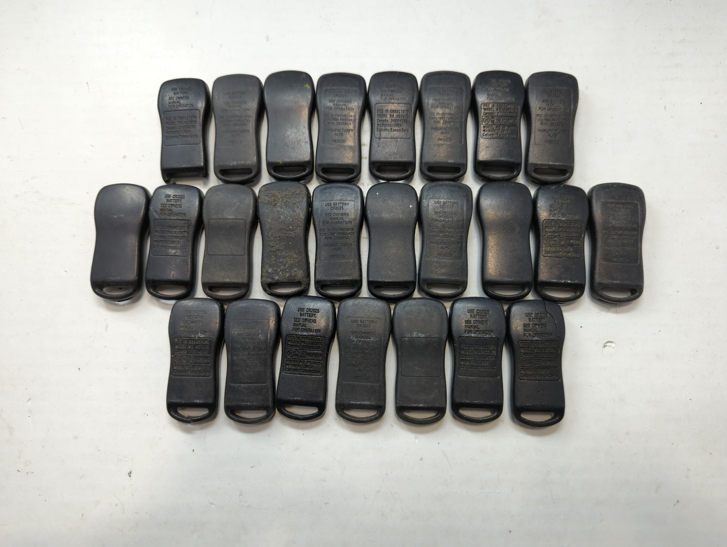 Lot of 25 Nissan Keyless Entry Remote Fob MIXED FCC IDS MIXED PART - Oemusedautoparts1.com