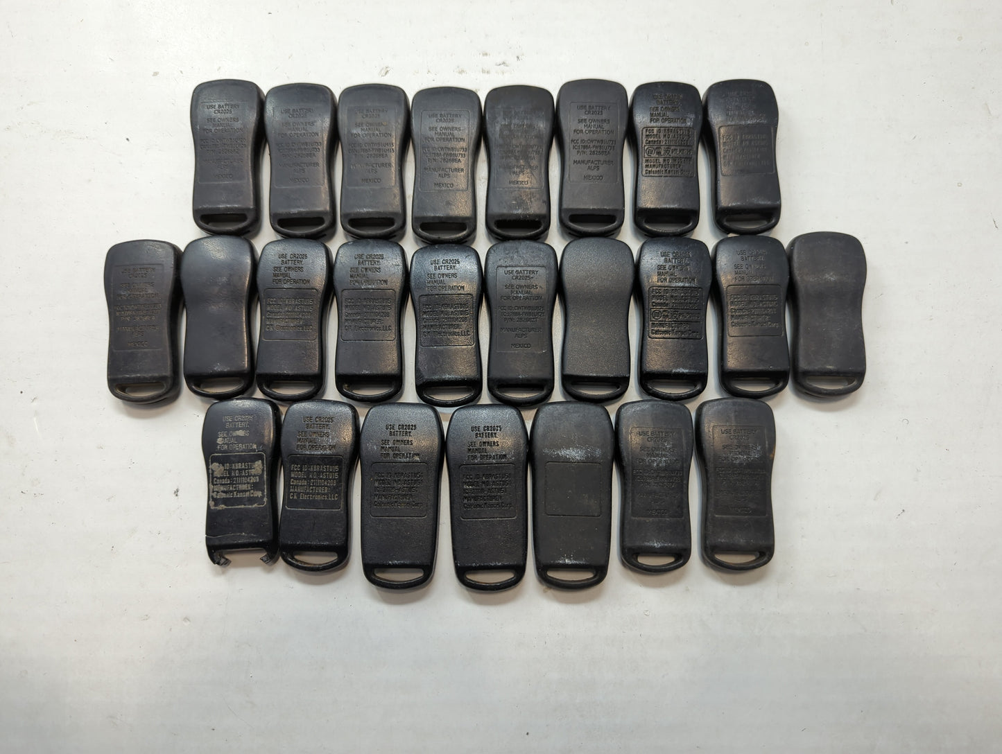 Lot of 25 Nissan Keyless Entry Remote Fob MIXED FCC IDS MIXED PART - Oemusedautoparts1.com