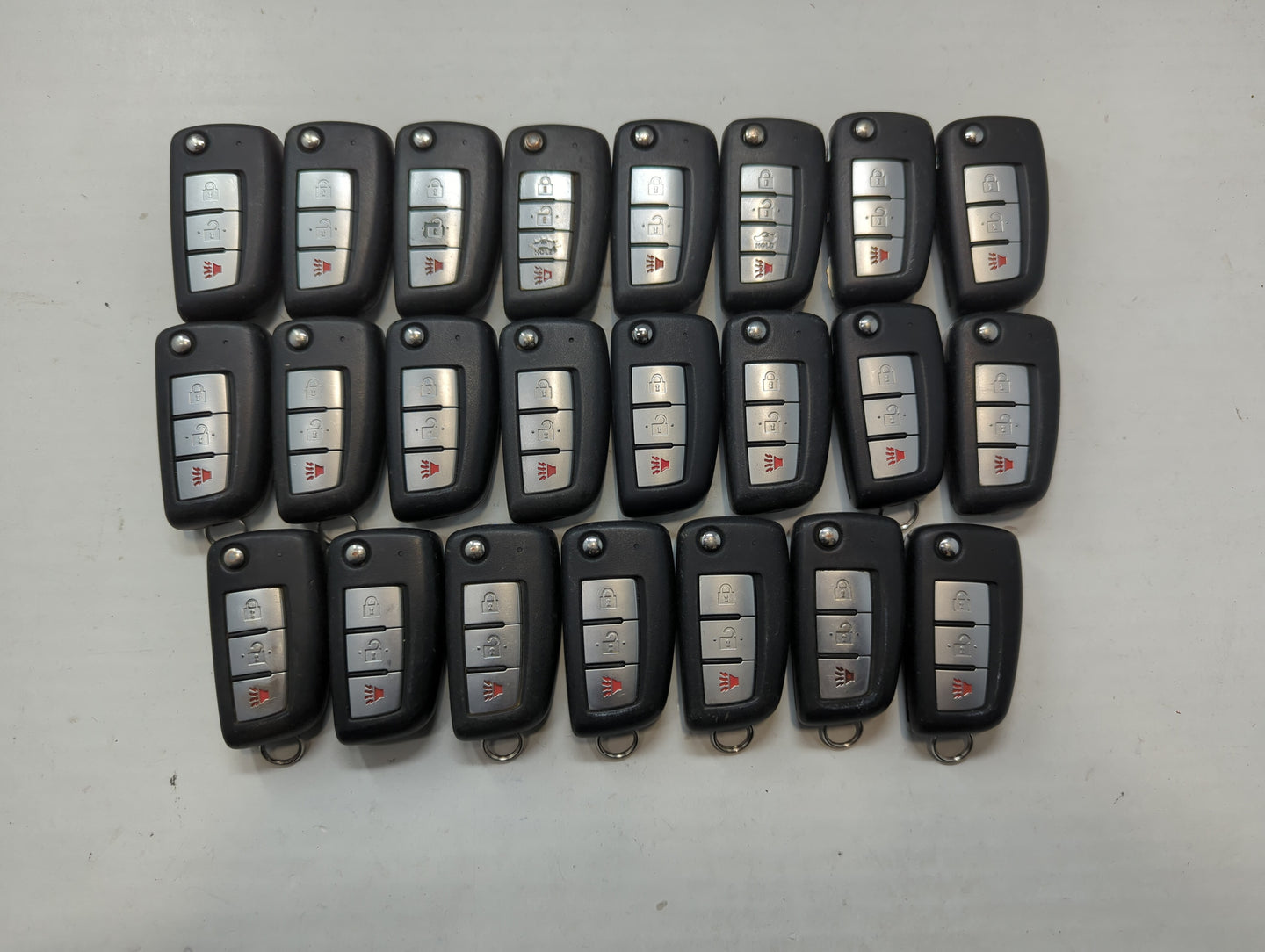 Lot of 25 Nissan Keyless Entry Remote Fob CWTWB1G767 - Oemusedautoparts1.com