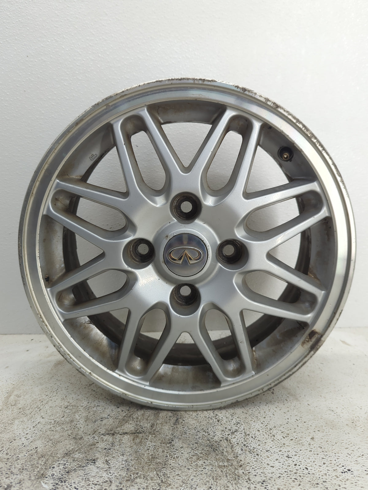 1997-1998 Nissan 240sx Oem Wheel Rim 1101170 - Oemusedautoparts1.com