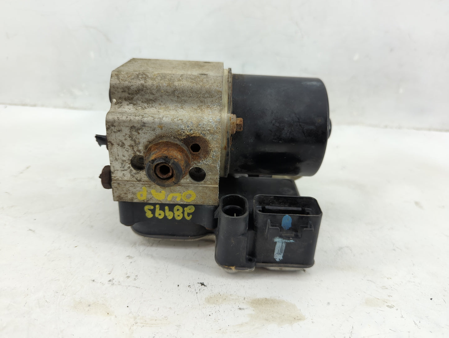 2011-2012 Nissan Altima ABS Pump Control Module Replacement Fits Fits 2011 2012 OEM Used Auto Parts - Oemusedautoparts1.com
