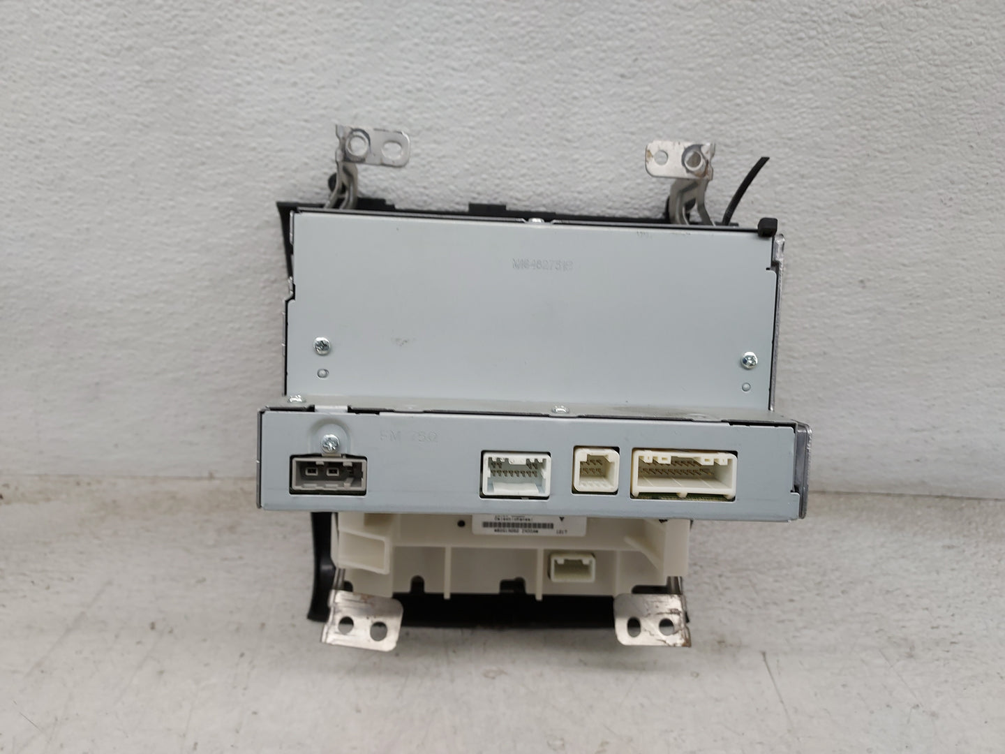 2010-2012 Nissan Altima Radio AM FM Cd Player Receiver Replacement Fits Fits 2010 2011 2012 OEM Used Auto Parts - Oemusedaut