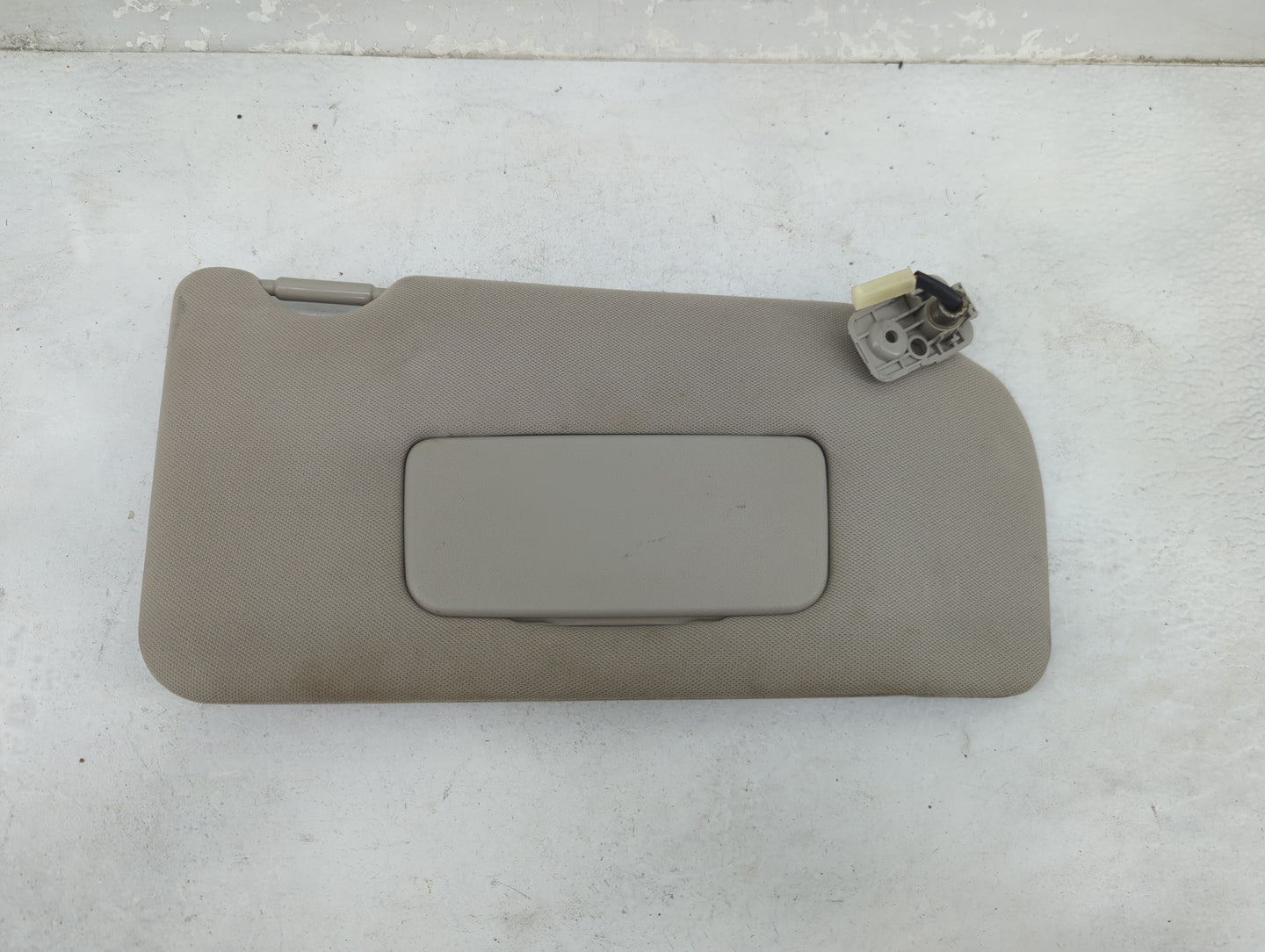 2010-2012 Nissan Altima Sun Visor Shade Replacement Passenger Right Mirror Fits Fits 2010 2011 2012 OEM Used Auto Parts - Oe