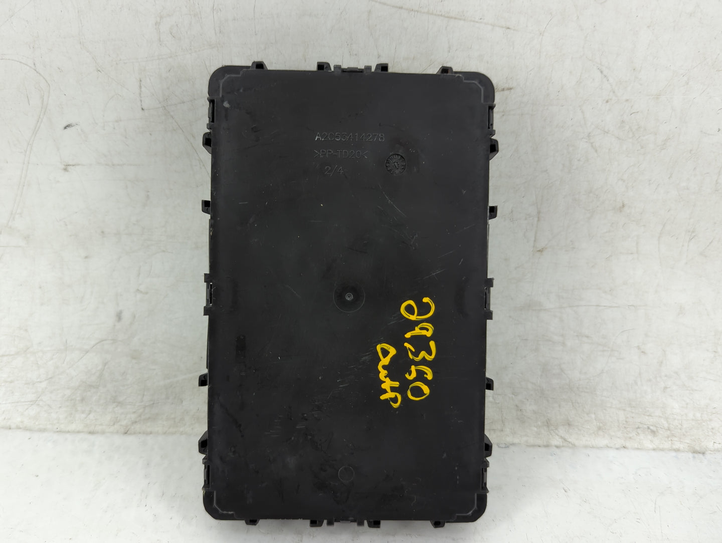 2014-2014 Nissan Altima Body Control Module Bcm Inner Cabin Fuse Box - Oemusedautoparts1.com