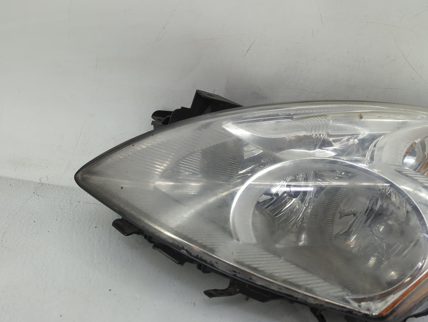 2007-2018 Nissan Altima Driver Left Oem Front Light Lamp - Oemusedautoparts1.com