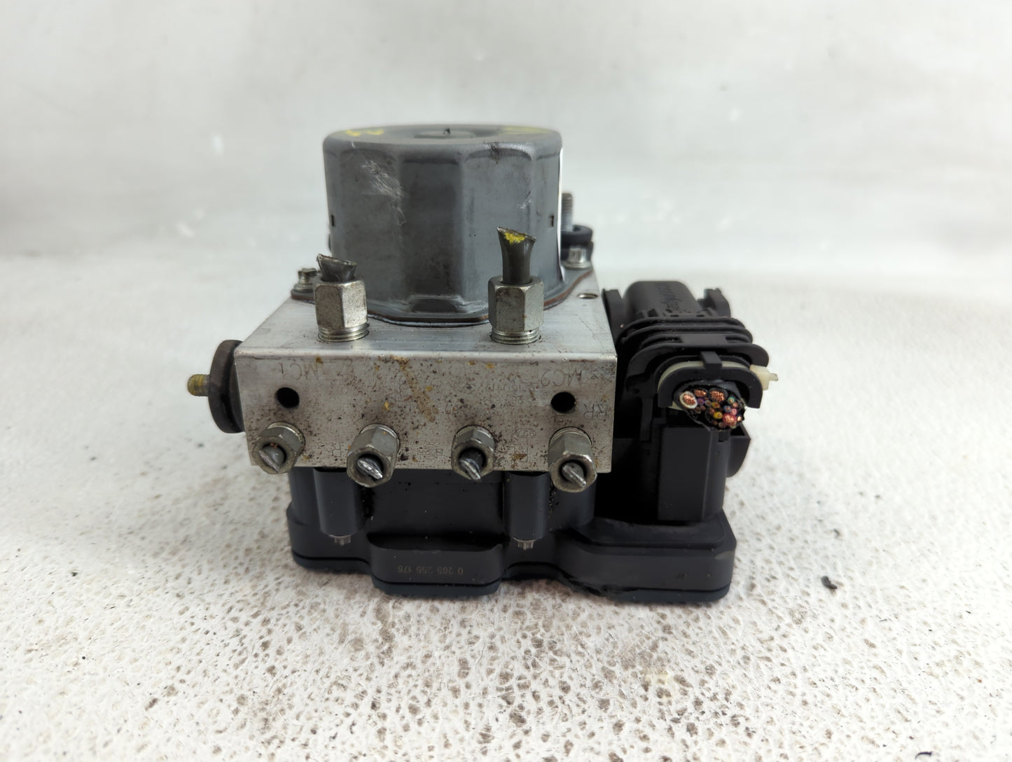 2016-2017 Nissan Altima ABS Pump Control Module Replacement P/N:269 644 47660 9HS0A Fits Fits 2016 2017 OEM Used Auto Parts 