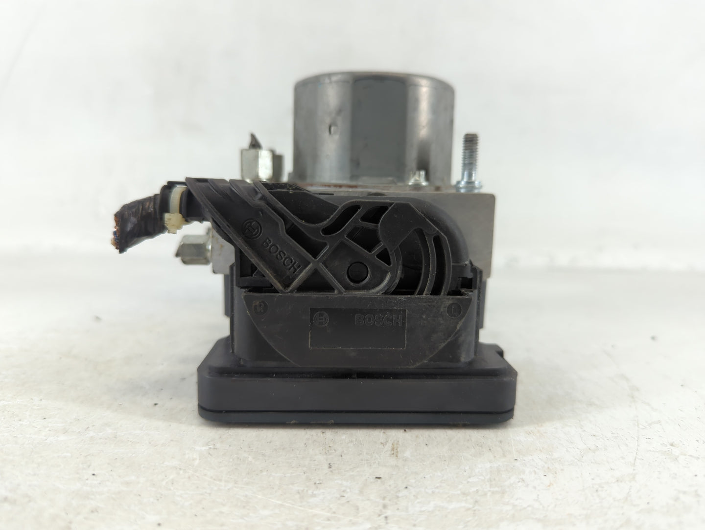 2017-2018 Nissan Altima ABS Pump Control Module Replacement P/N:47660 9HU0A 47660 9HS0A Fits Fits 2017 2018 OEM Used Auto Pa
