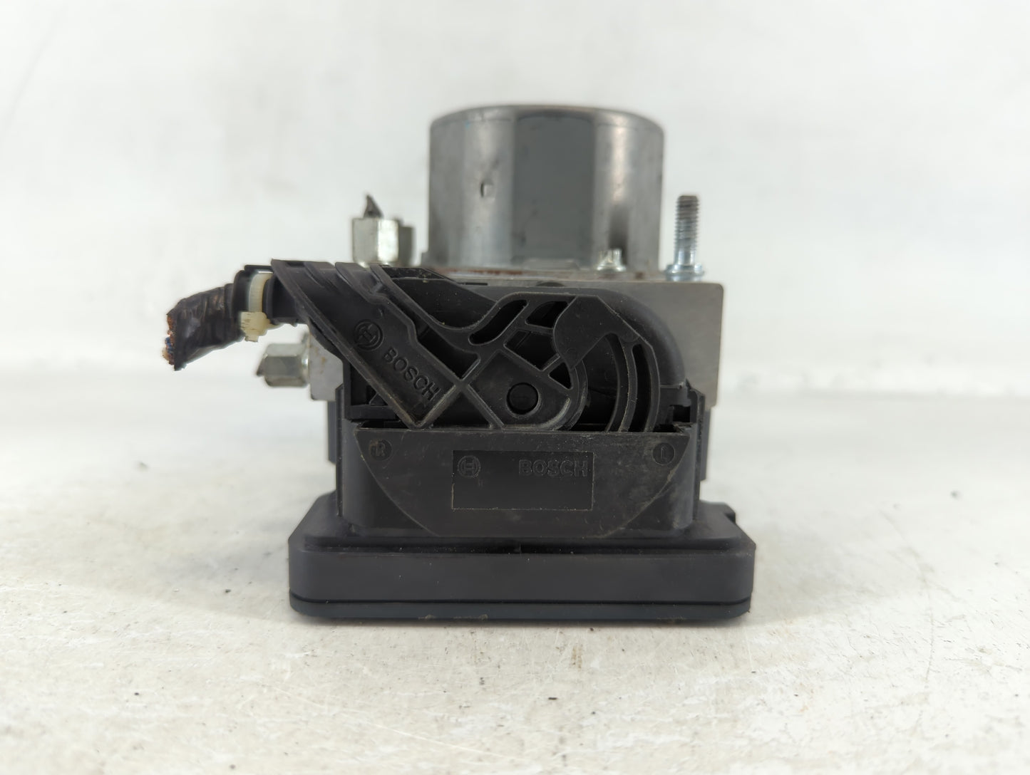 2017-2018 Nissan Altima ABS Pump Control Module Replacement P/N:47660 9HU0A 47660 9HS0A Fits Fits 2017 2018 OEM Used Auto Pa
