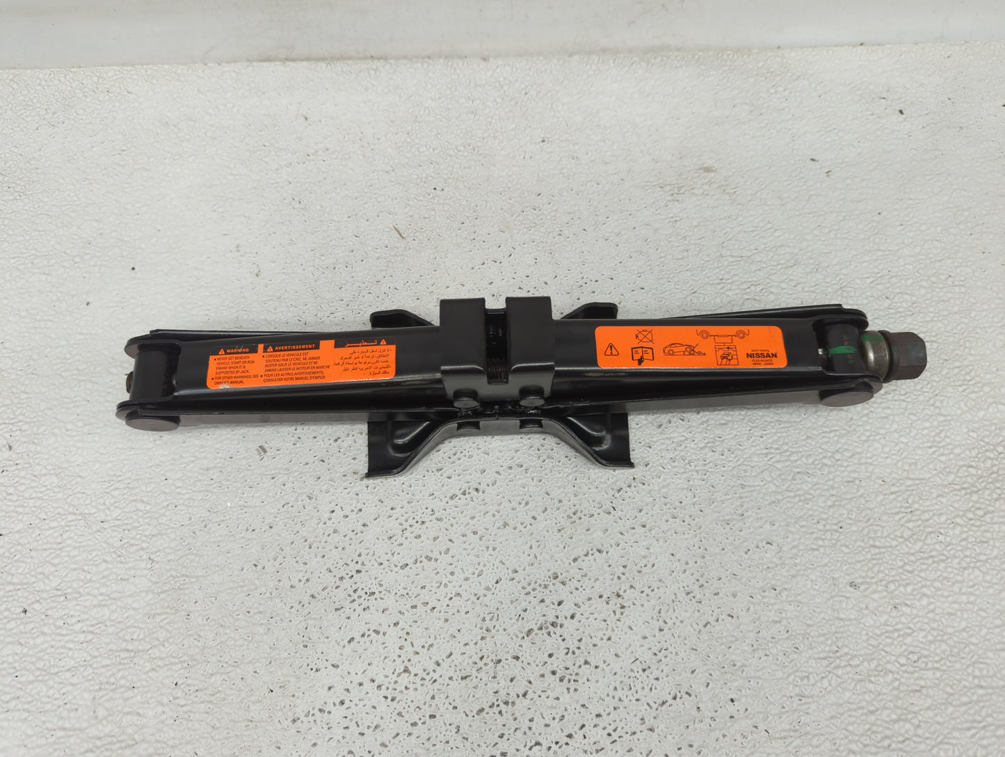 2012 Nissan Altima Spare Scissor Car Jack 880394 - Oemusedautoparts1.com
