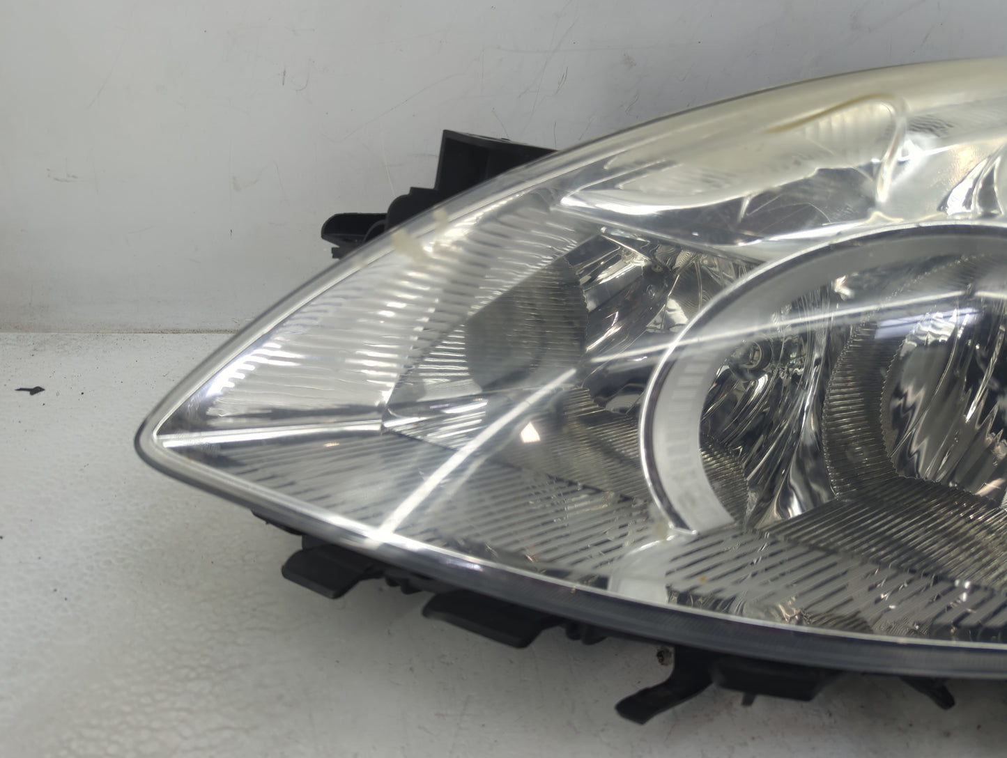 2010-2012 Nissan Altima Driver Left Oem Head Light Headlight Lamp - Oemusedautoparts1.com