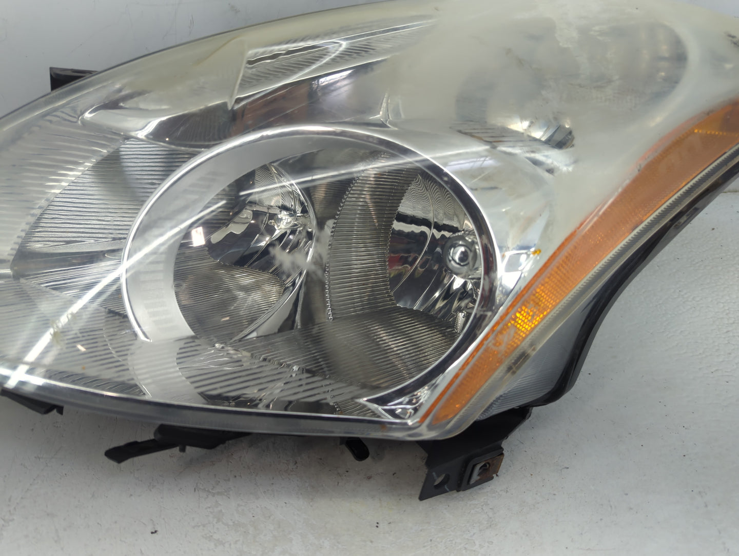 2010-2012 Nissan Altima Driver Left Oem Head Light Headlight Lamp - Oemusedautoparts1.com