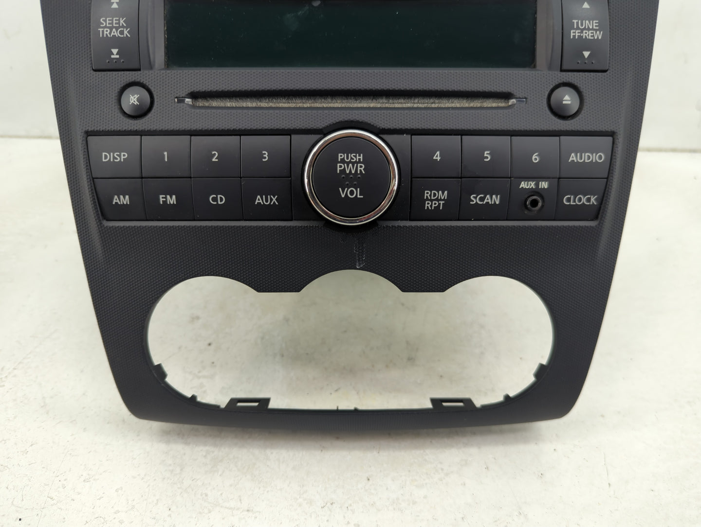 2010-2012 Nissan Altima Radio AM FM Cd Player Receiver Replacement Fits Fits 2010 2011 2012 OEM Used Auto Parts - Oemusedaut