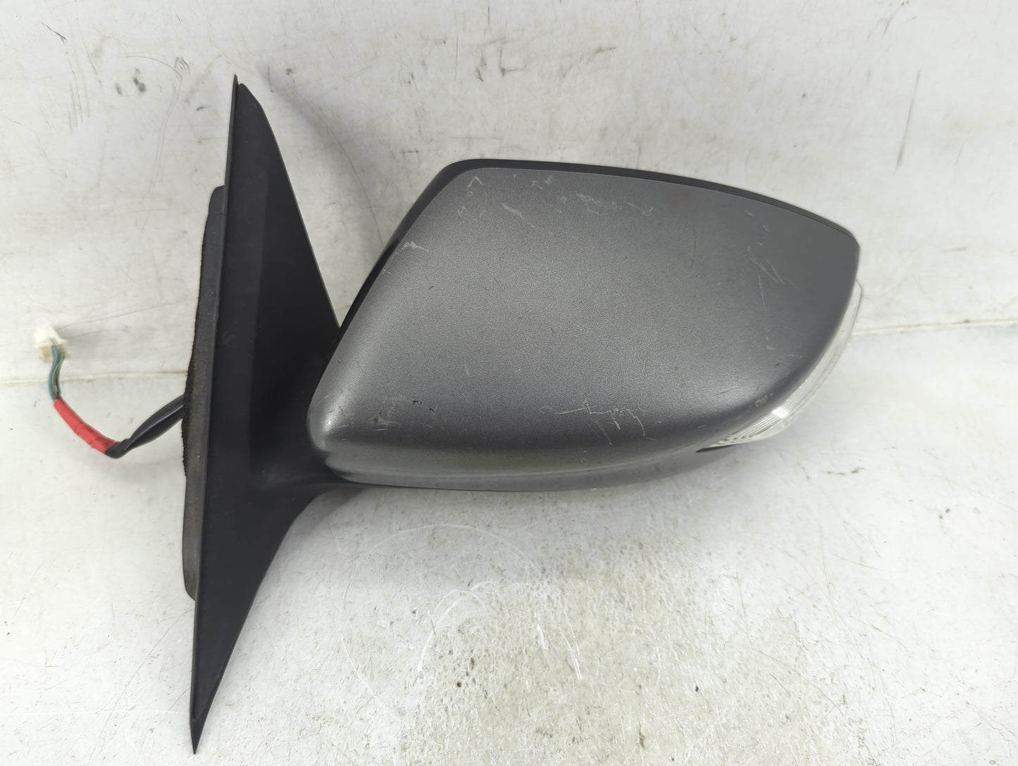 2013-2018 Nissan Altima Driver Side View Mirror - Left Door Mirror OEM Used - Oemusedautoparts1.com