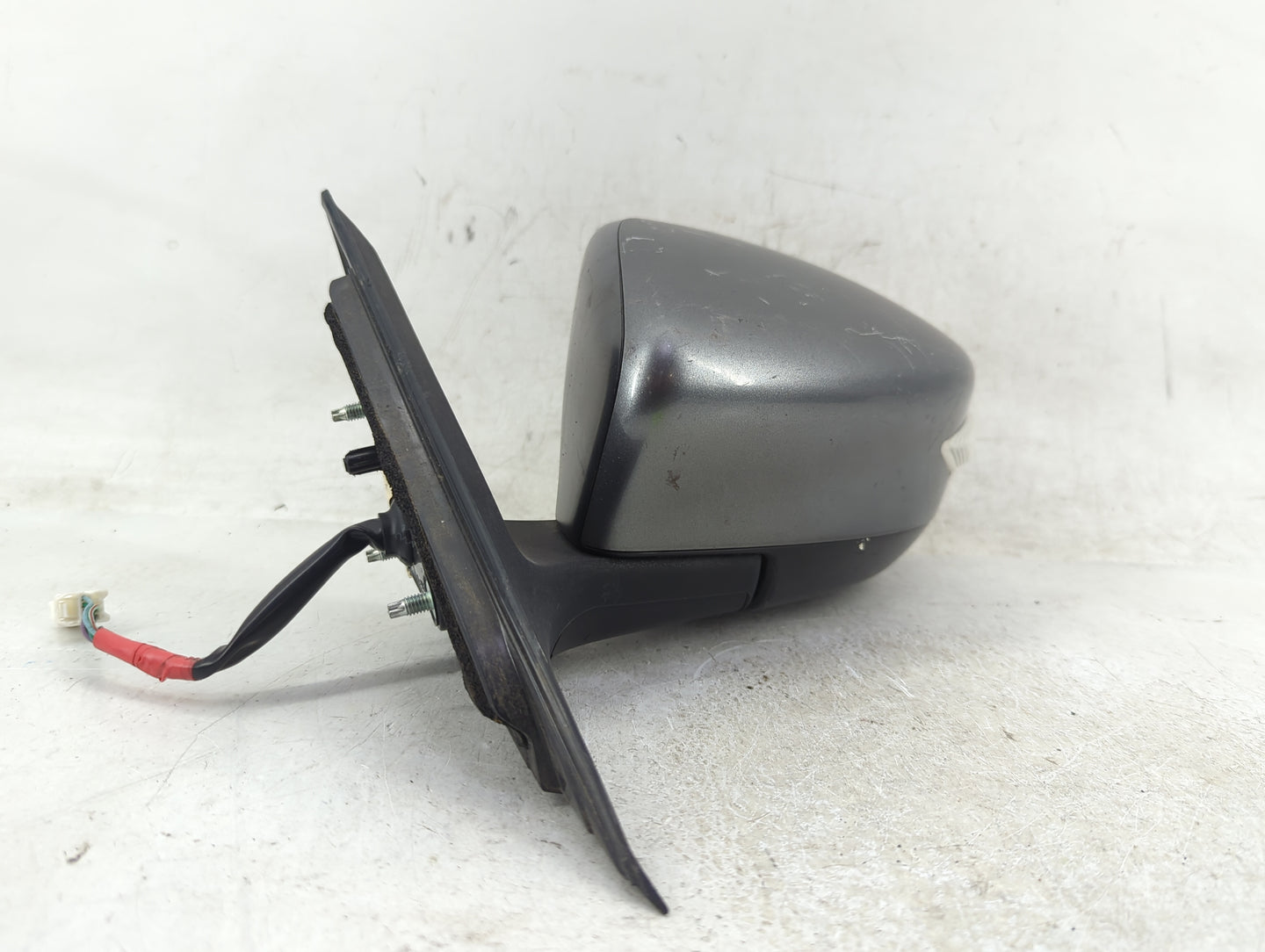 2013-2018 Nissan Altima Driver Side View Mirror - Left Door Mirror OEM Used - Oemusedautoparts1.com