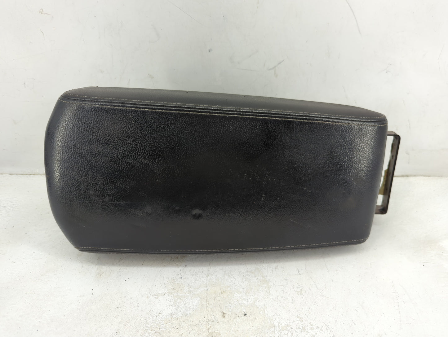 2016-2018 Nissan Altima Center Console Armrest Cover Lid Fits Fits 2016 2017 2018 2019 2020 OEM Used Auto Parts - Oemusedaut