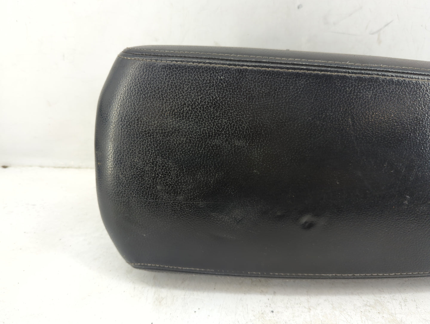 2016-2018 Nissan Altima Center Console Armrest Cover Lid Fits Fits 2016 2017 2018 2019 2020 OEM Used Auto Parts - Oemusedaut