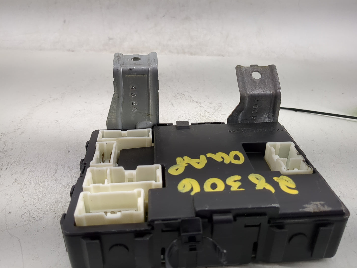2002-2004 Nissan Altima Body Control Module Bcm Inner Cabin Fuse Box - Oemusedautoparts1.com