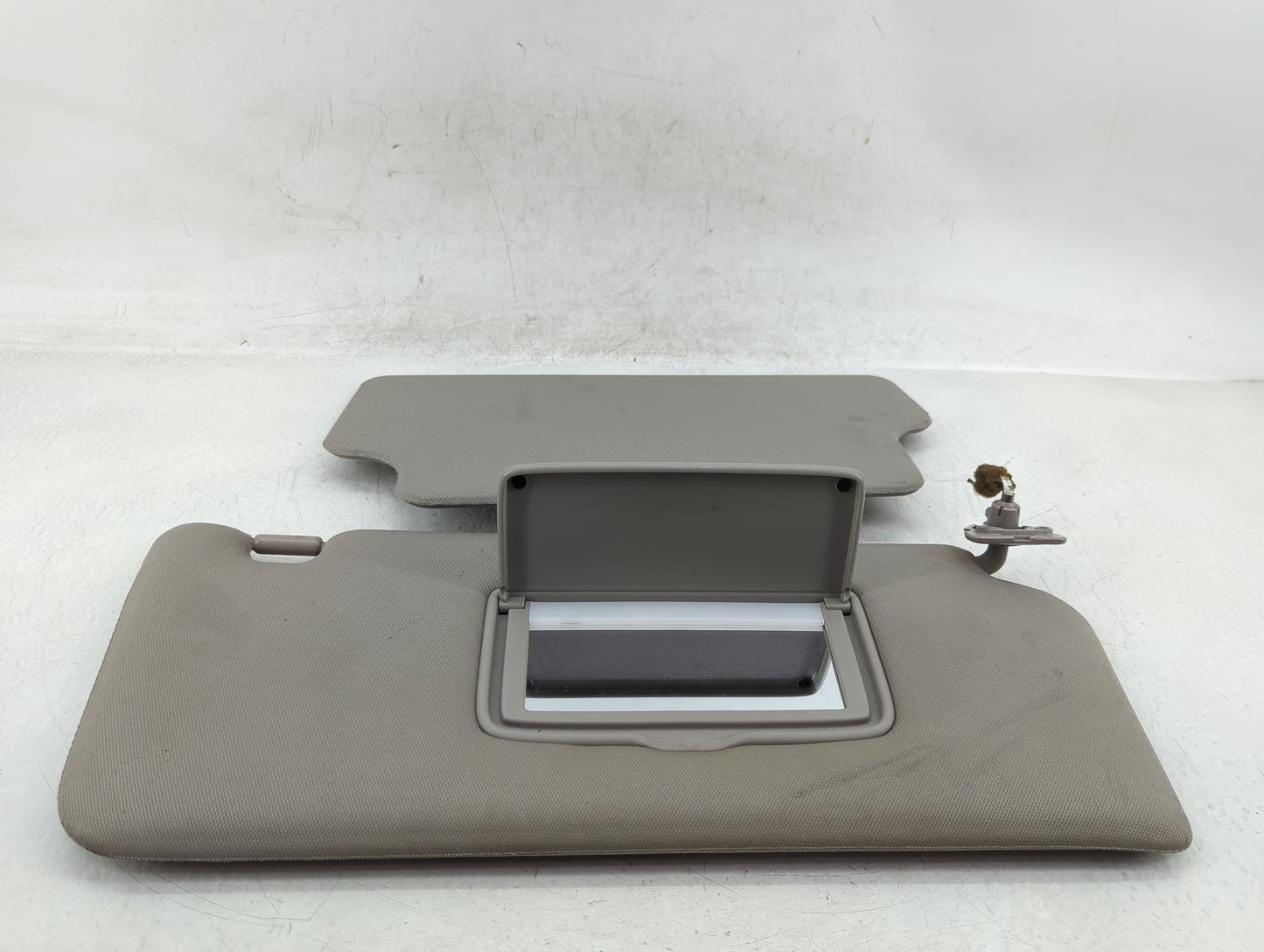 2005-2015 Nissan Armada Sun Visor Shade Replacement Passenger Right Mirror Fits OEM Used Auto Parts - Oemusedautoparts1.com