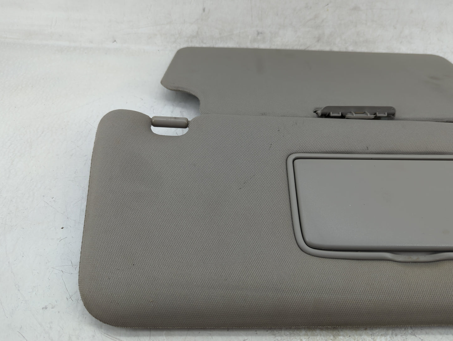 2005-2015 Nissan Armada Sun Visor Shade Replacement Passenger Right Mirror Fits OEM Used Auto Parts - Oemusedautoparts1.com