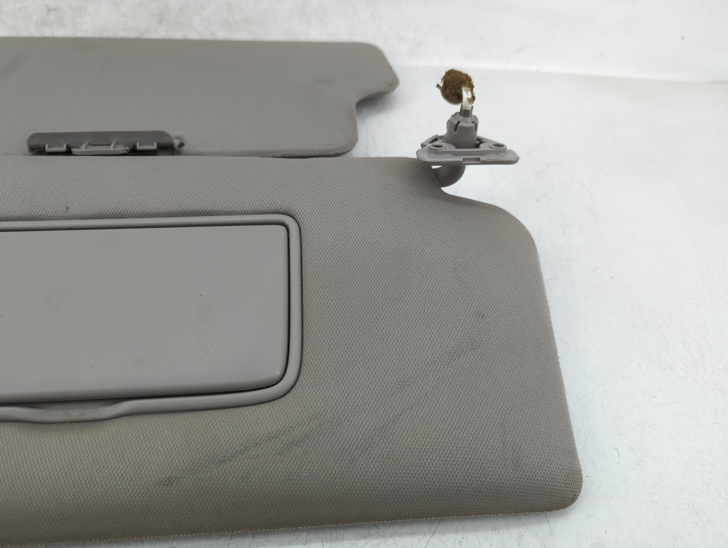 2005-2015 Nissan Armada Sun Visor Shade Replacement Passenger Right Mirror Fits OEM Used Auto Parts - Oemusedautoparts1.com