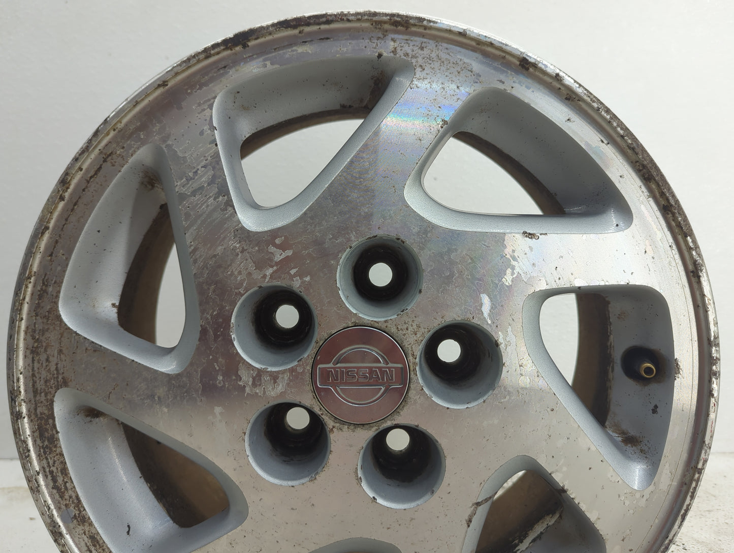 1995-1999 Nissan Maxima Oem Wheel Rim 1104880 - Oemusedautoparts1.com