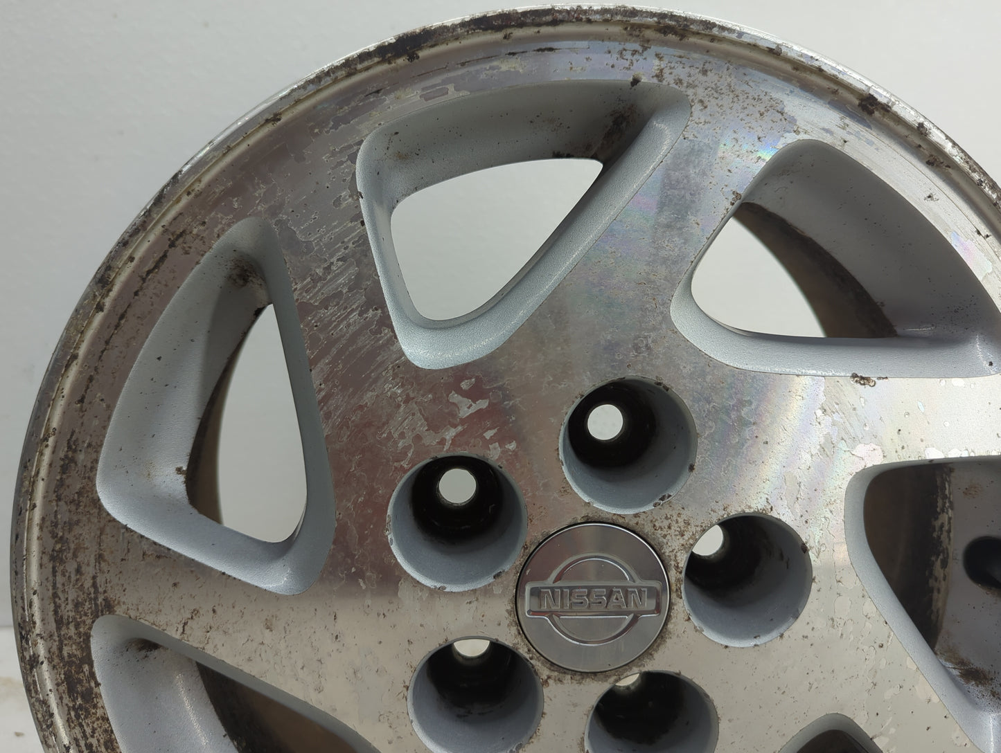 1995-1999 Nissan Maxima Oem Wheel Rim 1104880 - Oemusedautoparts1.com