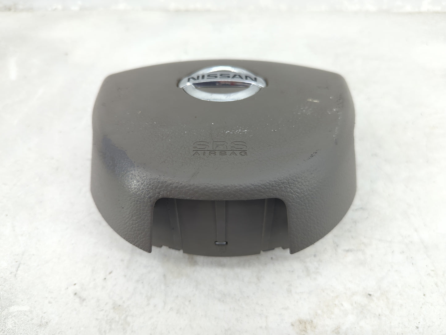 2004-2005 Nissan Maxima Air Bag Driver Left Steering Wheel Mounted Grey - Oemusedautoparts1.com