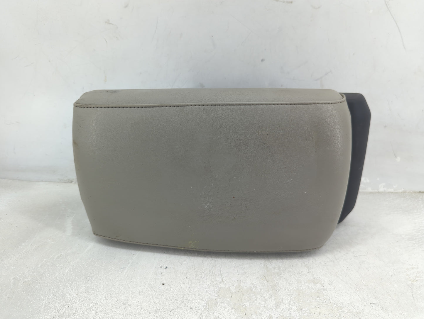 2004-2005 Nissan Maxima Center Console Armrest Cover Lid Fits Fits 2004 2005 OEM Used Auto Parts - Oemusedautoparts1.com