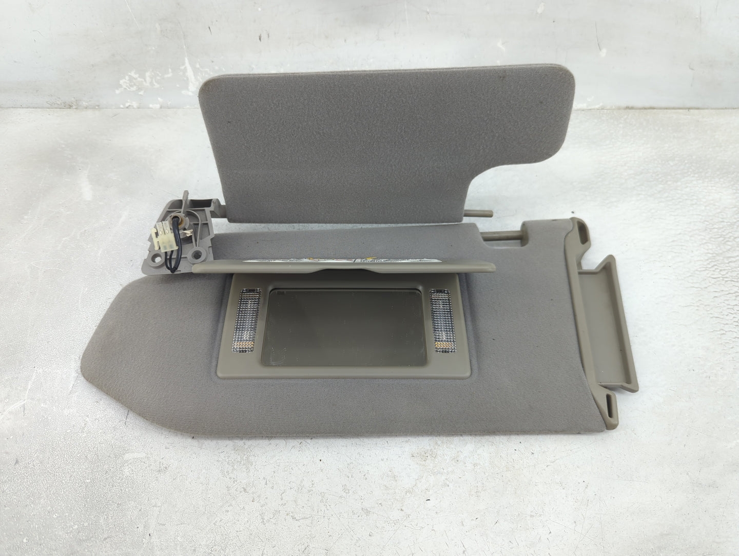 2004 Nissan Maxima Sun Visor Shade Replacement Driver Left Mirror Fits OEM Used Auto Parts - Oemusedautoparts1.com