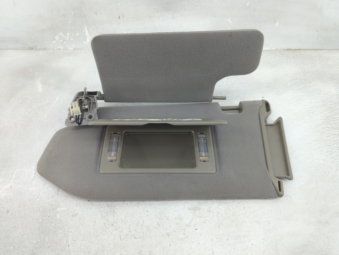 2004 Nissan Maxima Sun Visor Shade Replacement Driver Left Mirror Fits OEM Used Auto Parts - Oemusedautoparts1.com