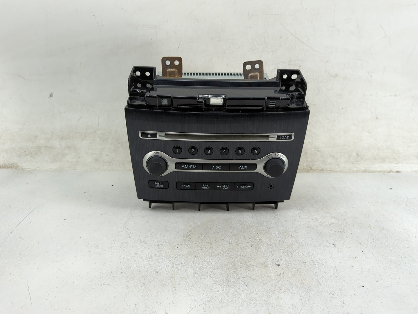 2012-2014 Nissan Maxima Radio AM FM Cd Player Receiver Replacement Fits Fits 2012 2013 2014 OEM Used Auto Parts - Oemusedaut