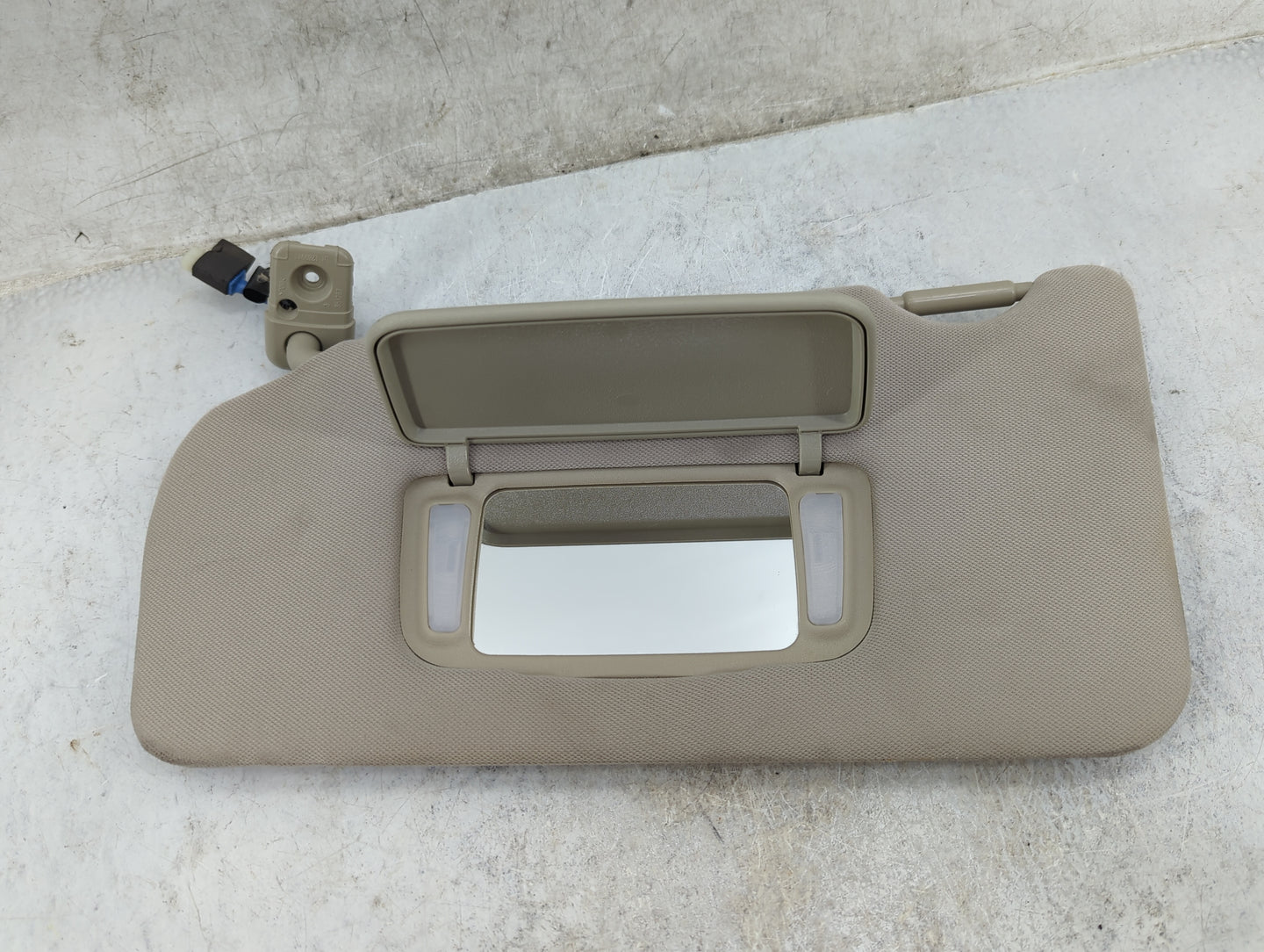 2013-2014 Nissan Maxima Sun Visor Shade Replacement Driver Left Mirror Fits Fits 2013 2014 OEM Used Auto Parts - Oemusedauto