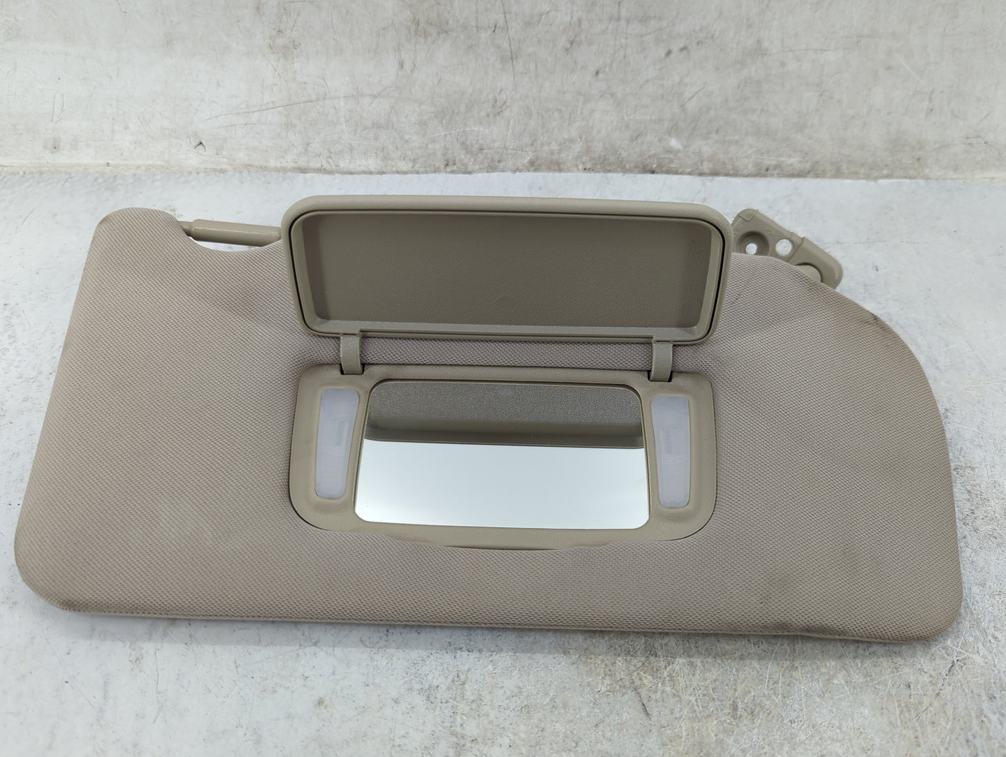 2013-2014 Nissan Maxima Sun Visor Shade Replacement Passenger Right Mirror Fits Fits 2013 2014 OEM Used Auto Parts - Oemused