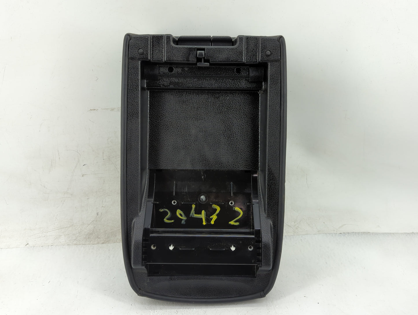 2013-2014 Nissan Murano Center Console Armrest Cover Lid Fits Fits 2013 2014 OEM Used Auto Parts - Oemusedautoparts1.com