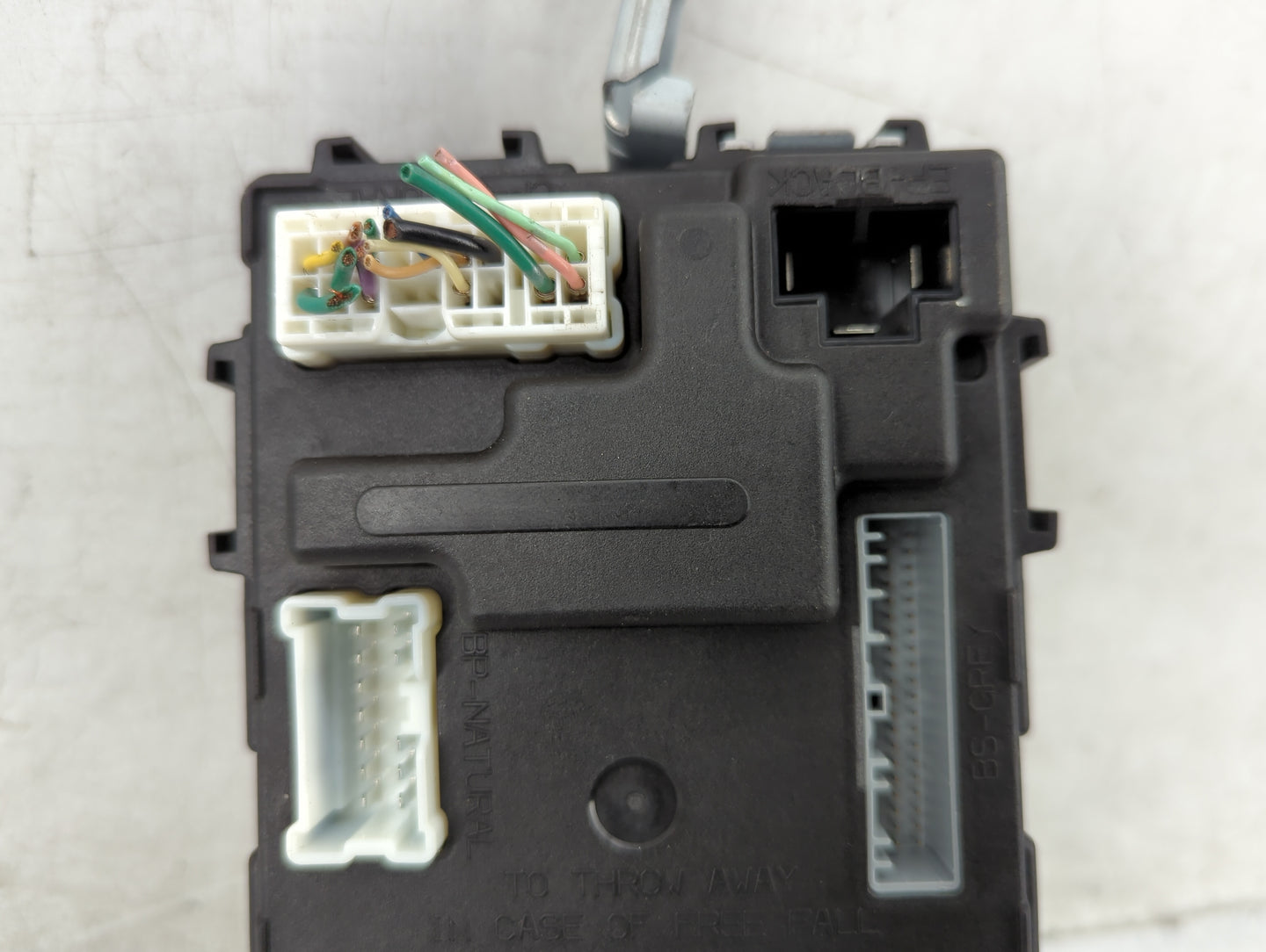 2013-2014 Nissan Murano Body Control Module Bcm Inner Cabin Fuse Box - Oemusedautoparts1.com