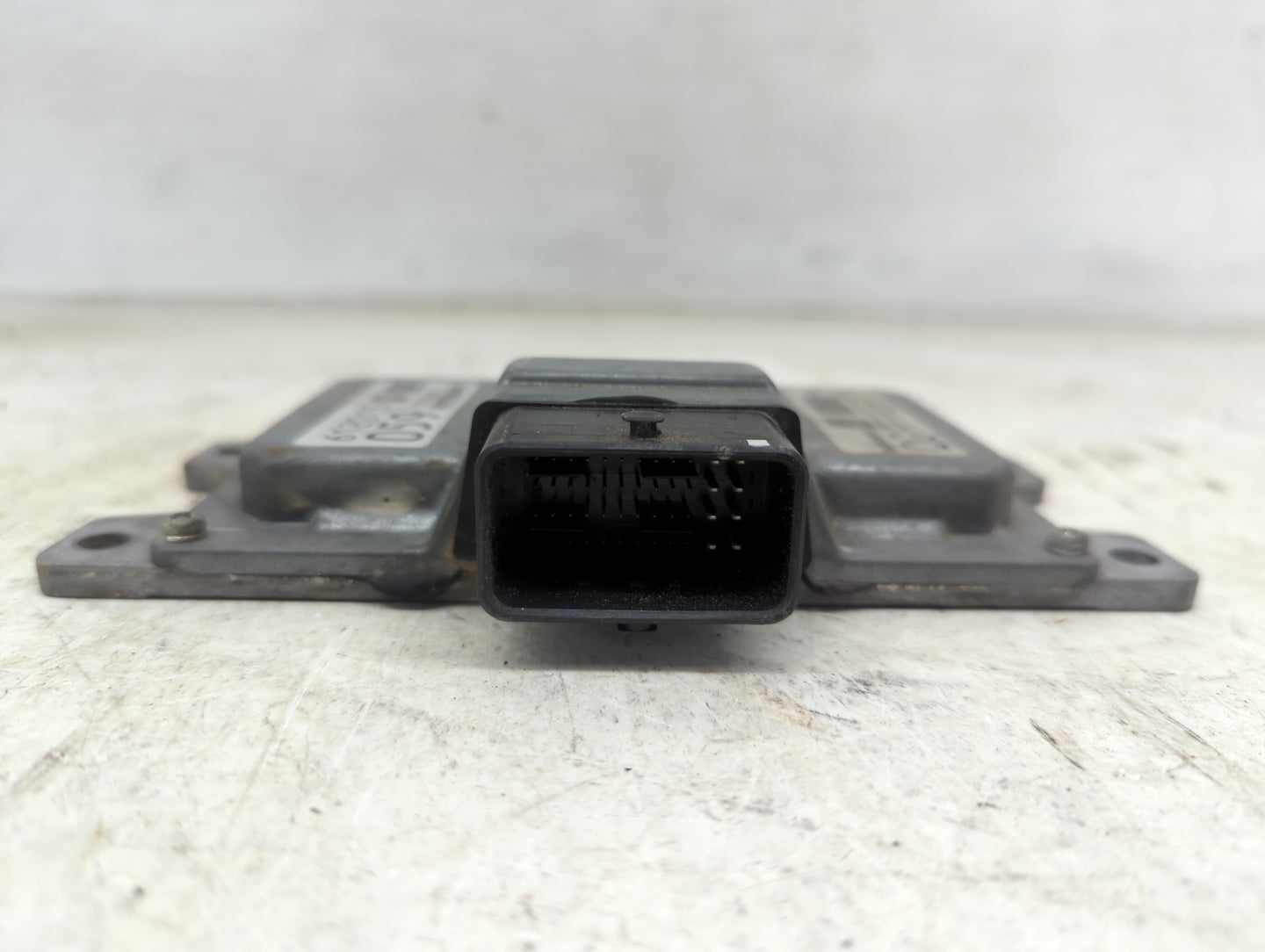 2014-2016 Nissan Rogue Transmission Control Module Tcu Tcm - Oemusedautoparts1.com