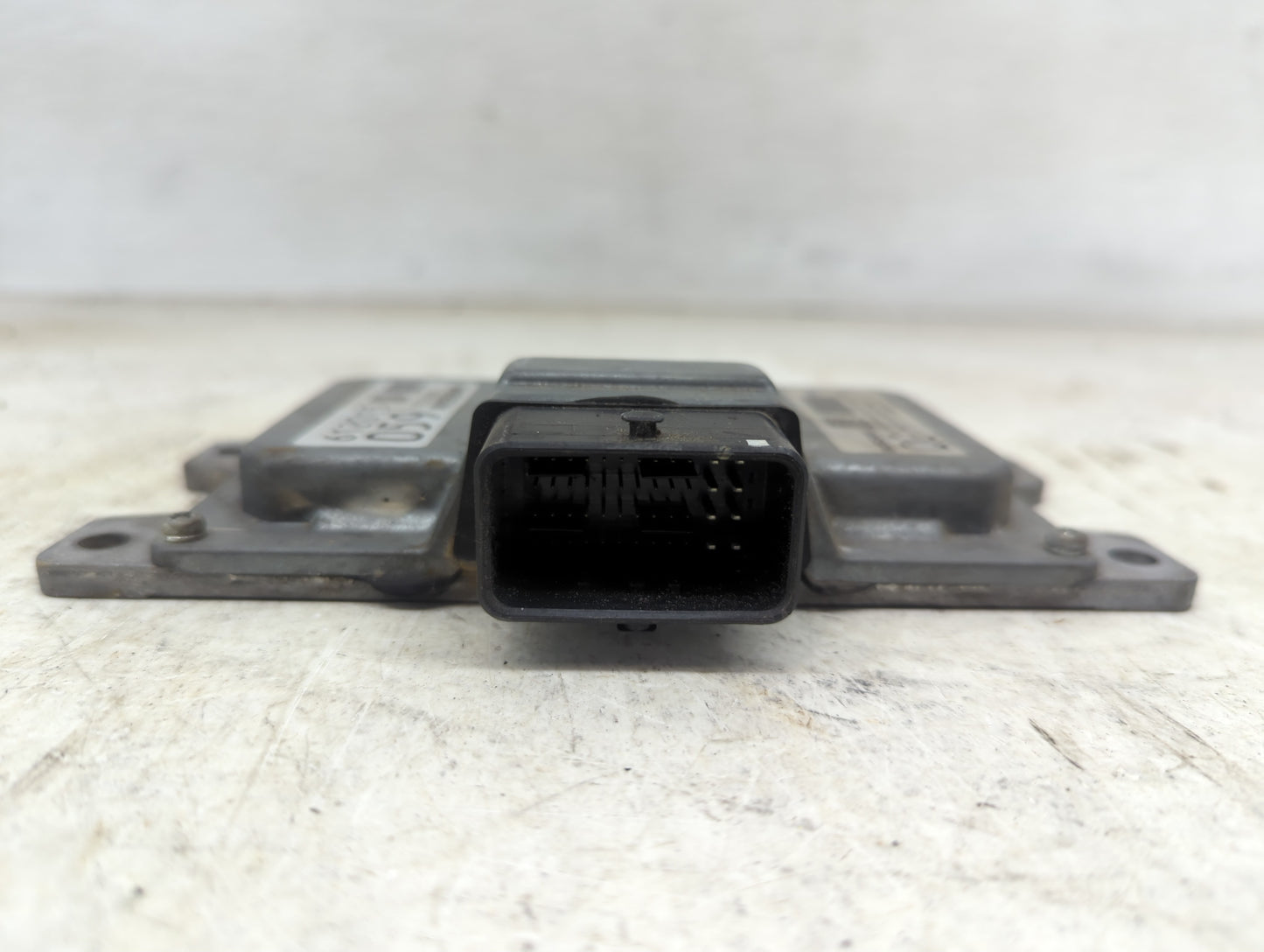 2014-2016 Nissan Rogue Transmission Control Module Tcu Tcm - Oemusedautoparts1.com