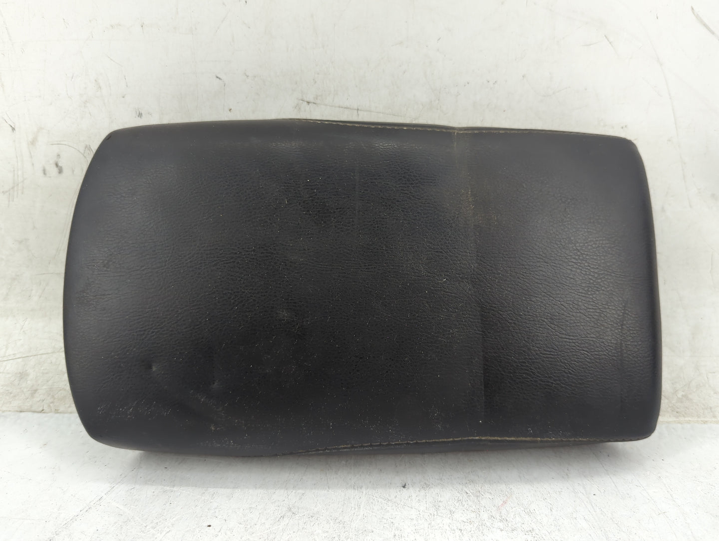 2014-2016 Nissan Rogue Center Console Armrest Cover Lid Fits Fits 2014 2015 2016 OEM Used Auto Parts - Oemusedautoparts1.com