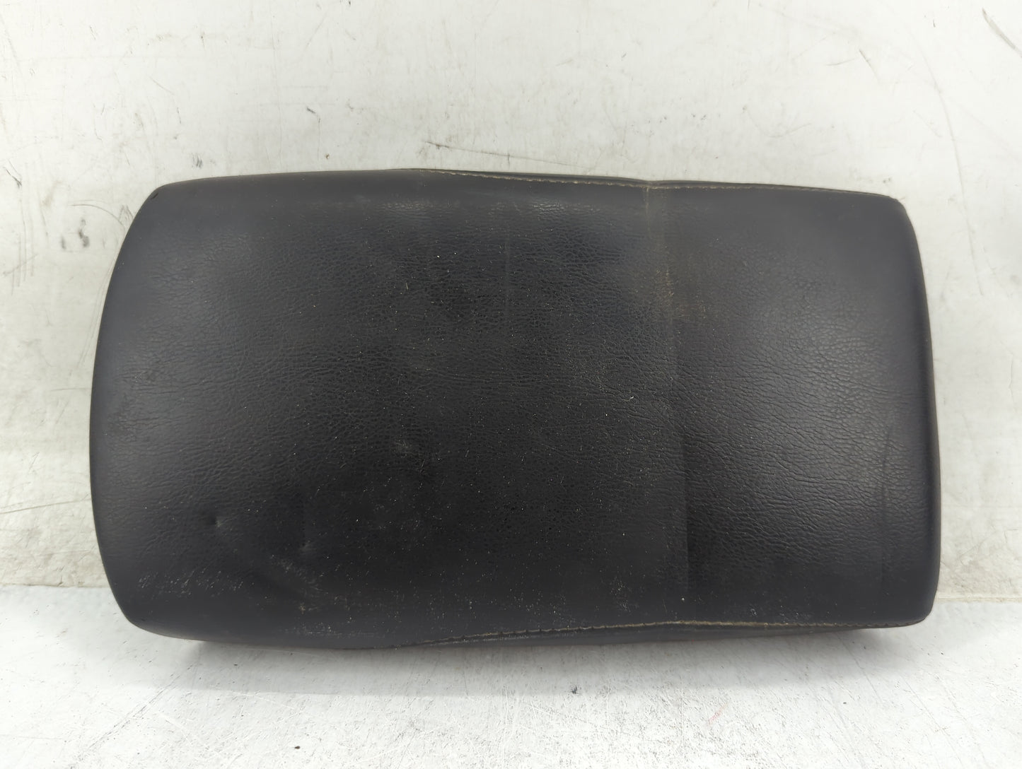 2014-2016 Nissan Rogue Center Console Armrest Cover Lid Fits Fits 2014 2015 2016 OEM Used Auto Parts - Oemusedautoparts1.com