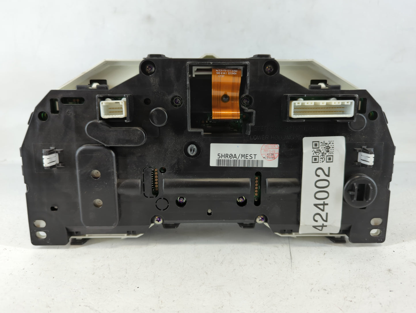 2018 Nissan Rogue Instrument Cluster Speedometer Gauges P/N:5HR0A/MEST 5HR0A/GZPM, 5HR0A/7IWC Fits OEM Used Auto Parts - Oem