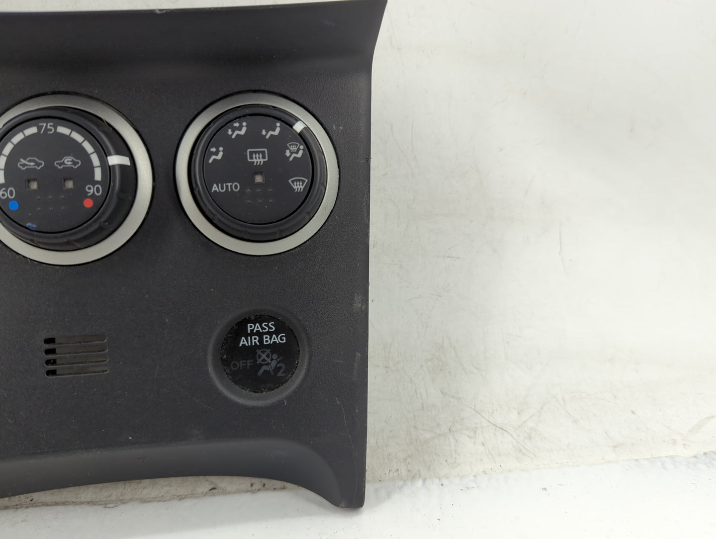 2011-2015 Nissan Rogue Climate Control Module Temperature AC/Heater Replacement Fits Fits 2011 2012 2013 2014 2015 OEM Used 