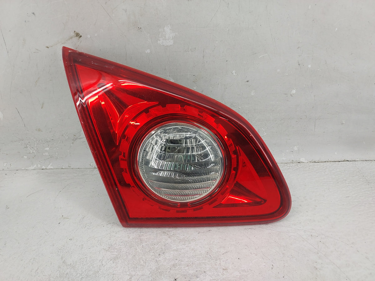 2009-2015 Nissan Rogue Driver Left Side Deck Lid Mounted Tail Light 992849 - Oemusedautoparts1.com