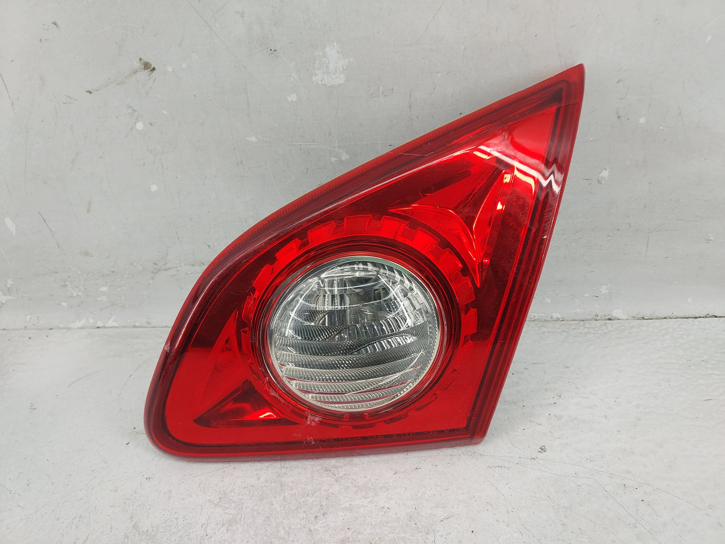 2008-2015 Nissan Rogue Driver Left Side Deck Lid Mounted Tail Light - Oemusedautoparts1.com