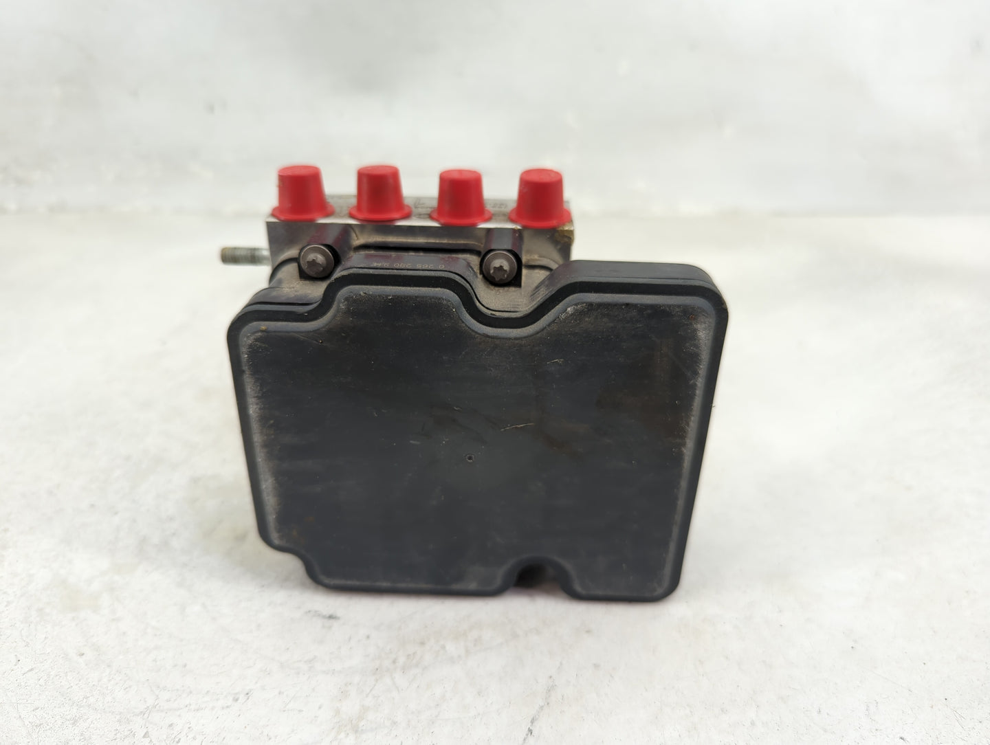 2019-2021 Nissan Rogue Sport ABS Pump Control Module Replacement P/N:47660 6MM0A Fits Fits 2019 2020 2021 OEM Used Auto Part
