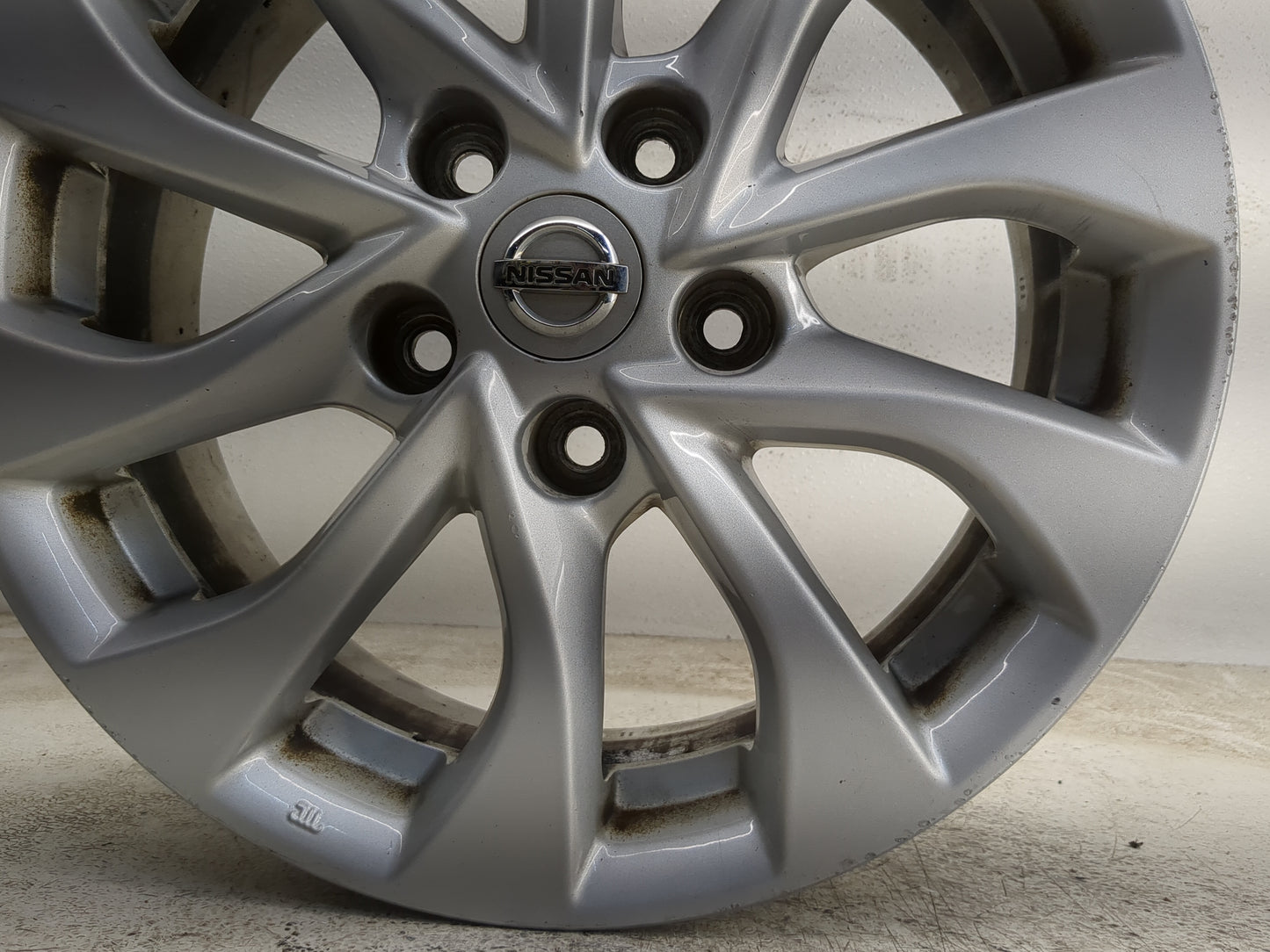 2016-2019 Nissan Sentra Oem Wheel Rim - Oemusedautoparts1.com
