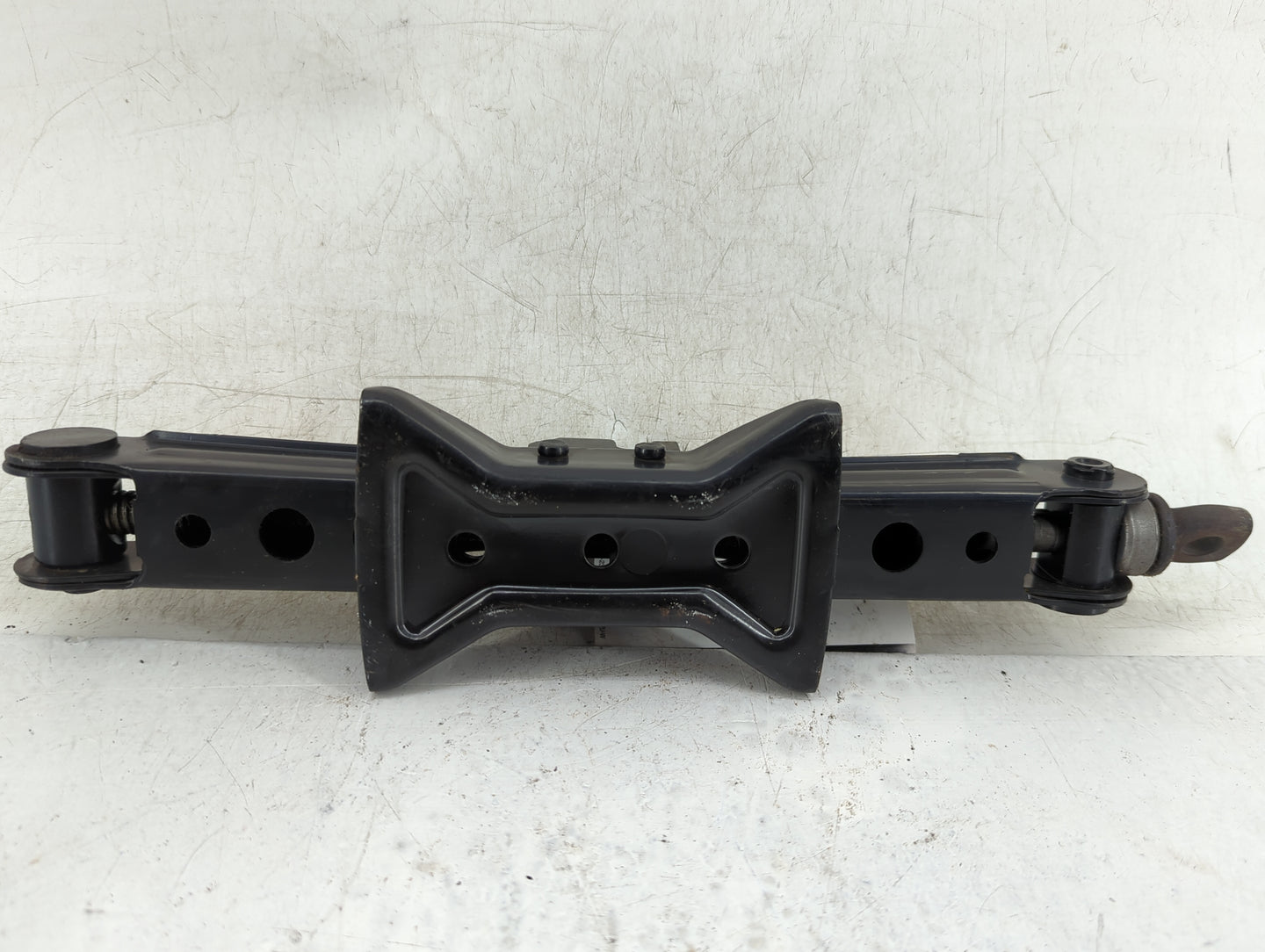 Nissan Sentra Spare Scissor Car Jack - Oemusedautoparts1.com
