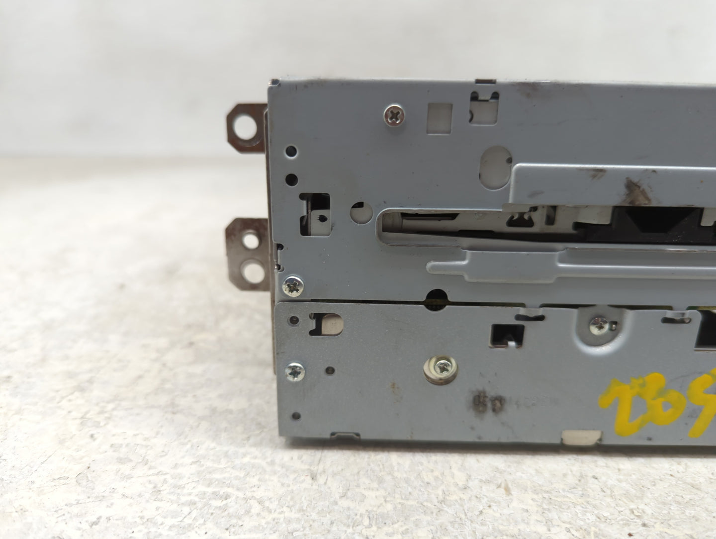 0 Nissan Titan Radio AM FM Cd Player Receiver Replacement Fits OEM Used Auto Parts - Oemusedautoparts1.com