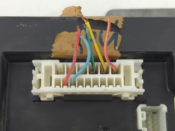 Nissan Titan Body Control Module Bcm Inner Cabin Fuse Box
